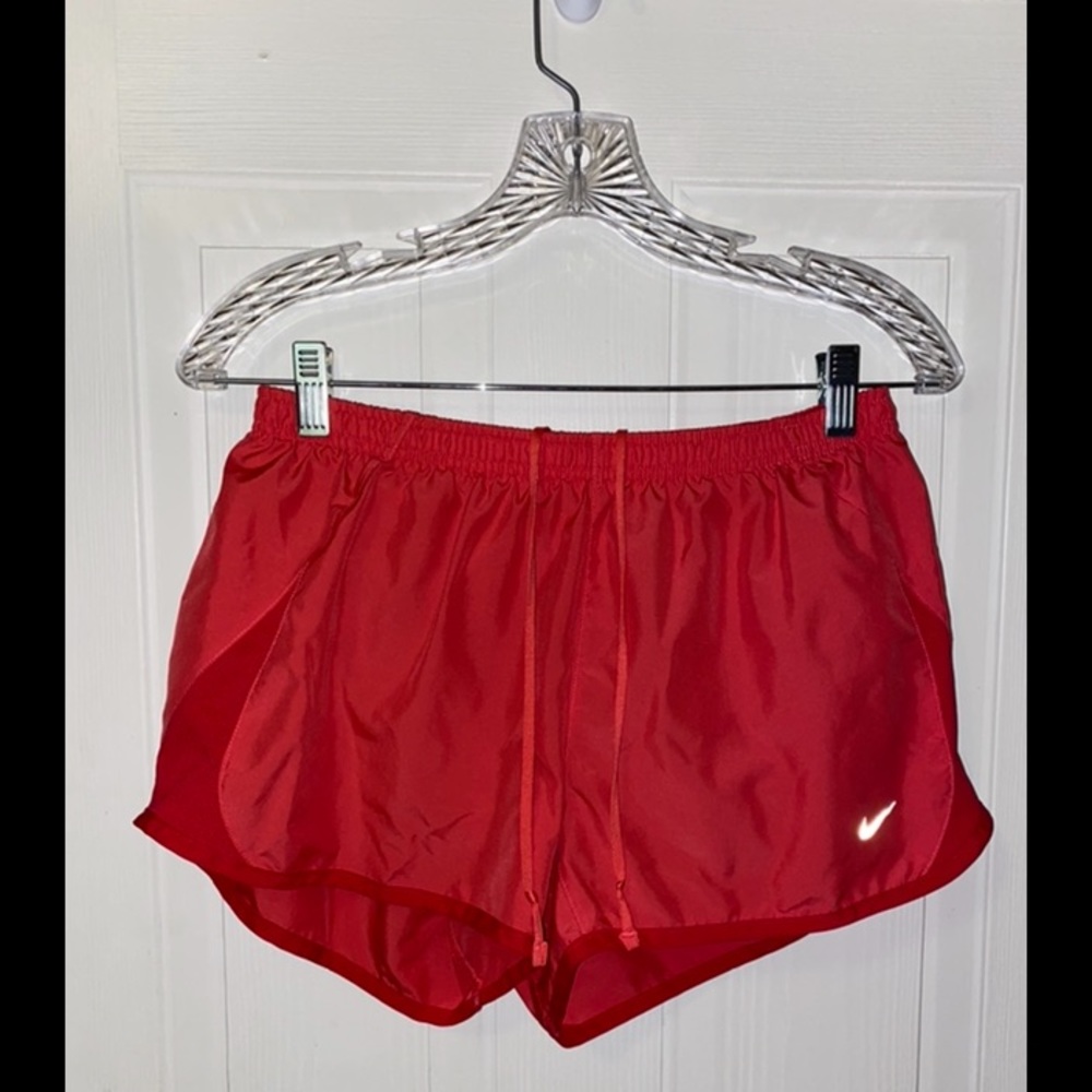 Nike athletic shorts SZ M